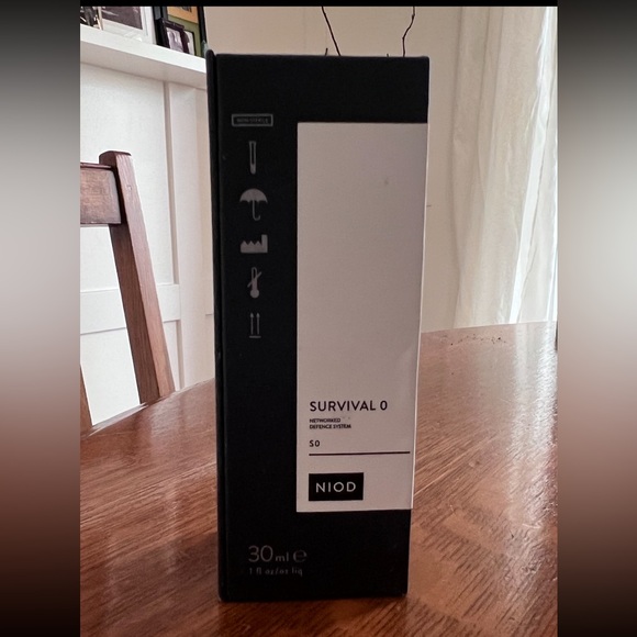 Niod Survival Zero antioxidant serum cream. - Picture 1 of 4